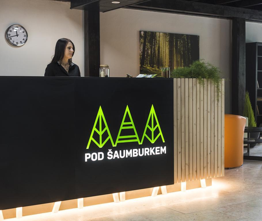酒店 Pod Saumburkem